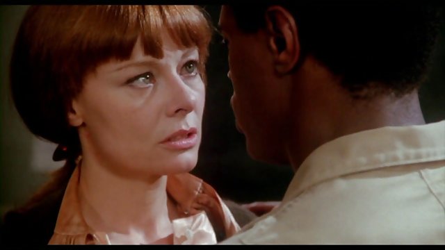 金发小鸡吸迪克和舔精子