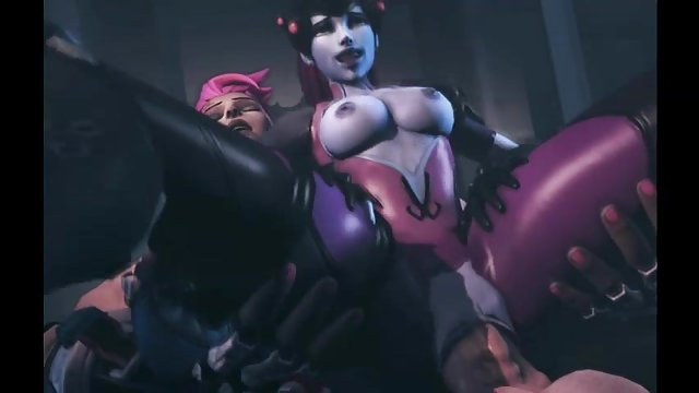 纹身的婊子炫耀他的猫和更多