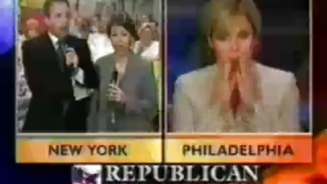 年轻的布鲁内特乱搞一个可爱的侍者在咖啡馆的厨房