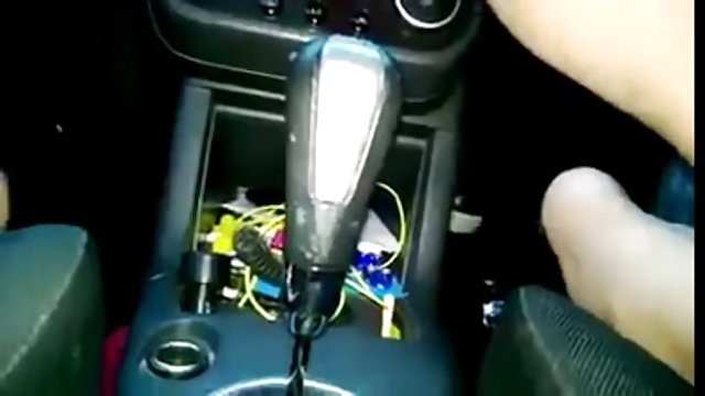 性感的 灵活 荡妇 吸 迪克 和 搞 在 猫