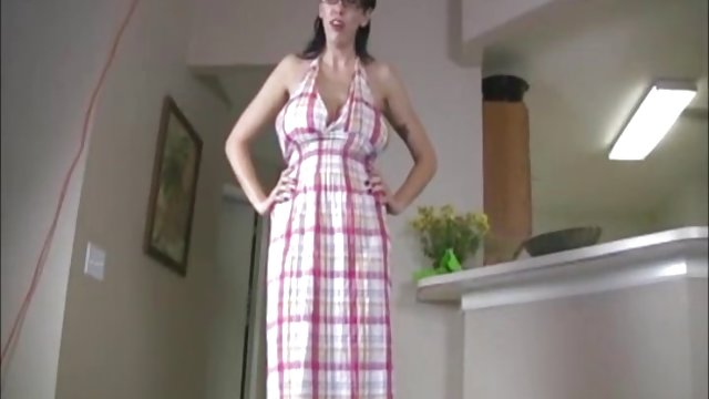 金发凯西帕克运行海绵上迪克