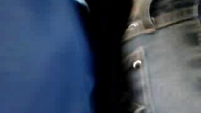 杜德得到熏蒸他的奥扎博恩努埃女友