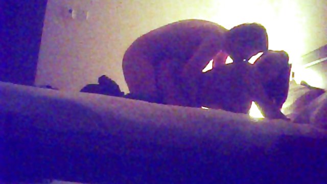 热,性感的恍然大悟抚摸他的血管和抽搐他的鸡巴,暨涂抹精子在他的令人垂涎的股